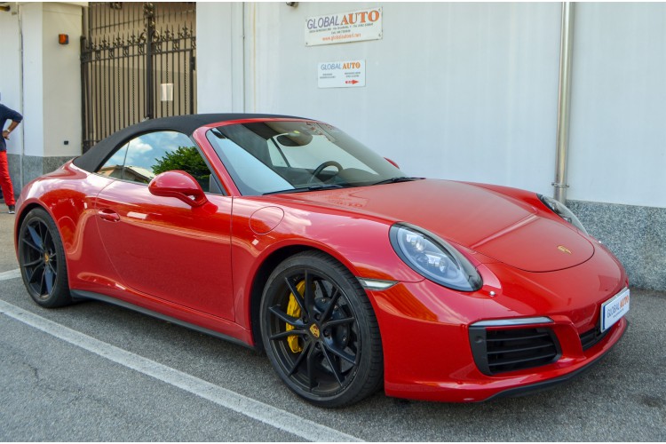 Porsche 911 Carrera 4S Cabrio